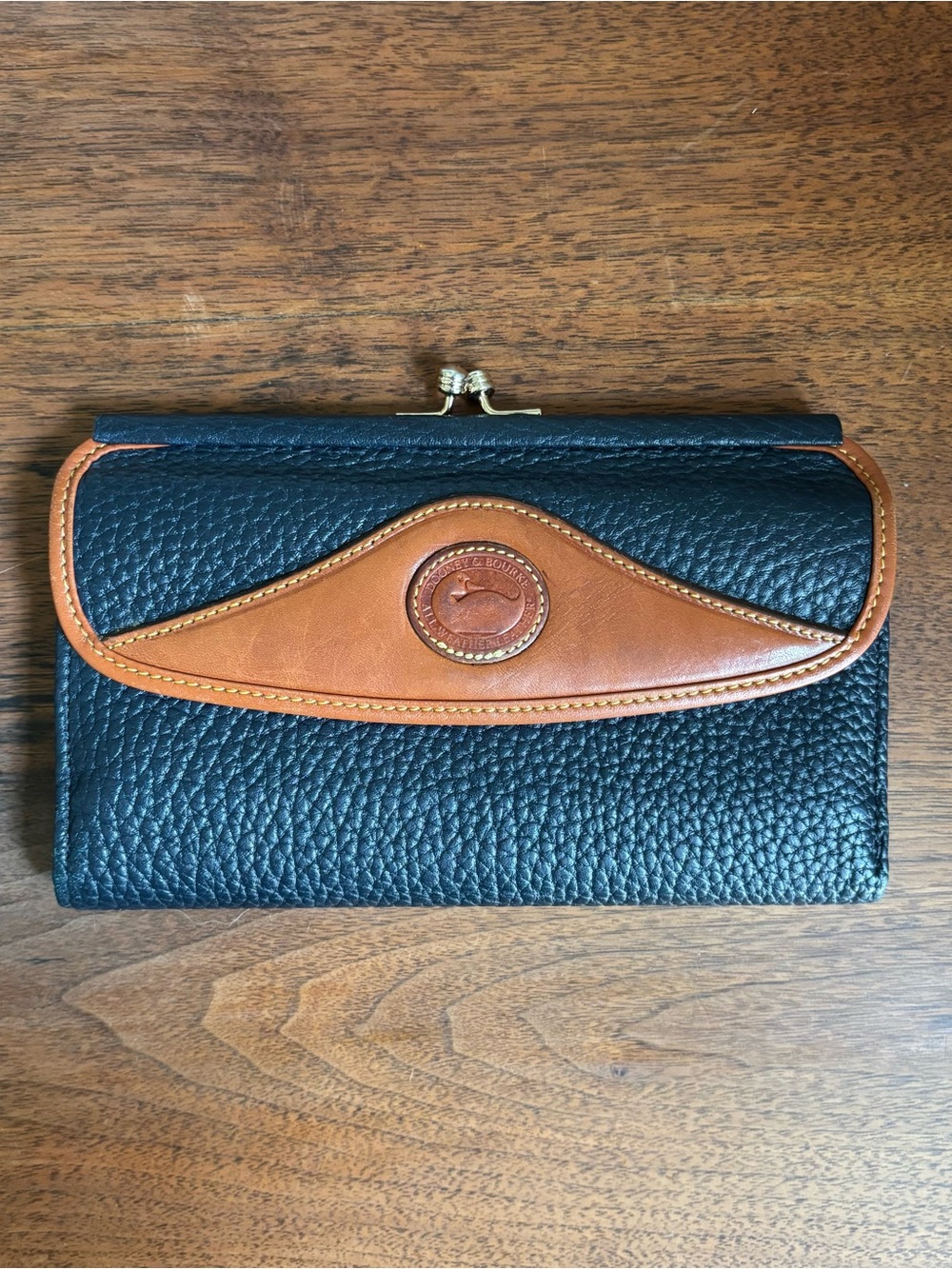 Vintage Dooney and Bourke Wallet